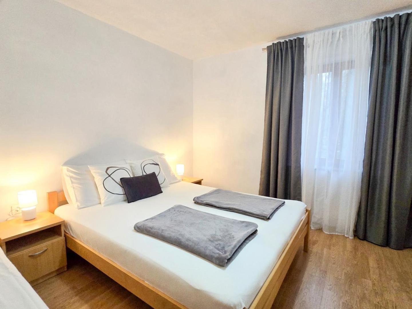 Apartment Dunato I シロ エクステリア 写真